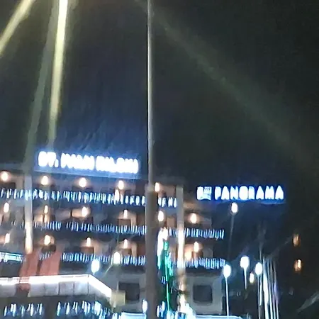 илен C411 Panorama 4* בנסקו