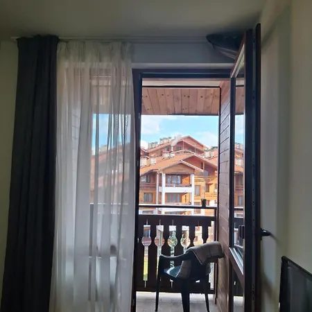 илен C411 Panorama 4* בנסקו